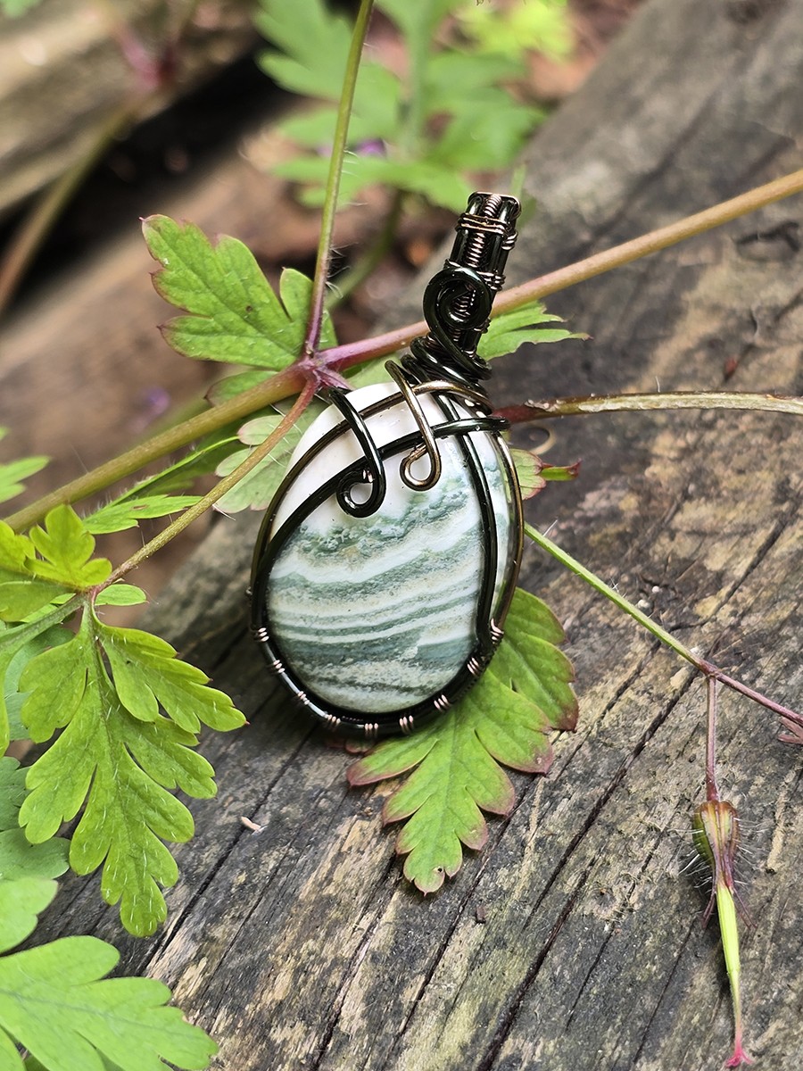 Image de couverture du produit Pendentif agate rubannée