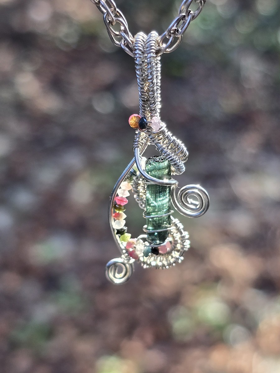 Image d'illustration du produit Pendentif tourmaline brute et argent