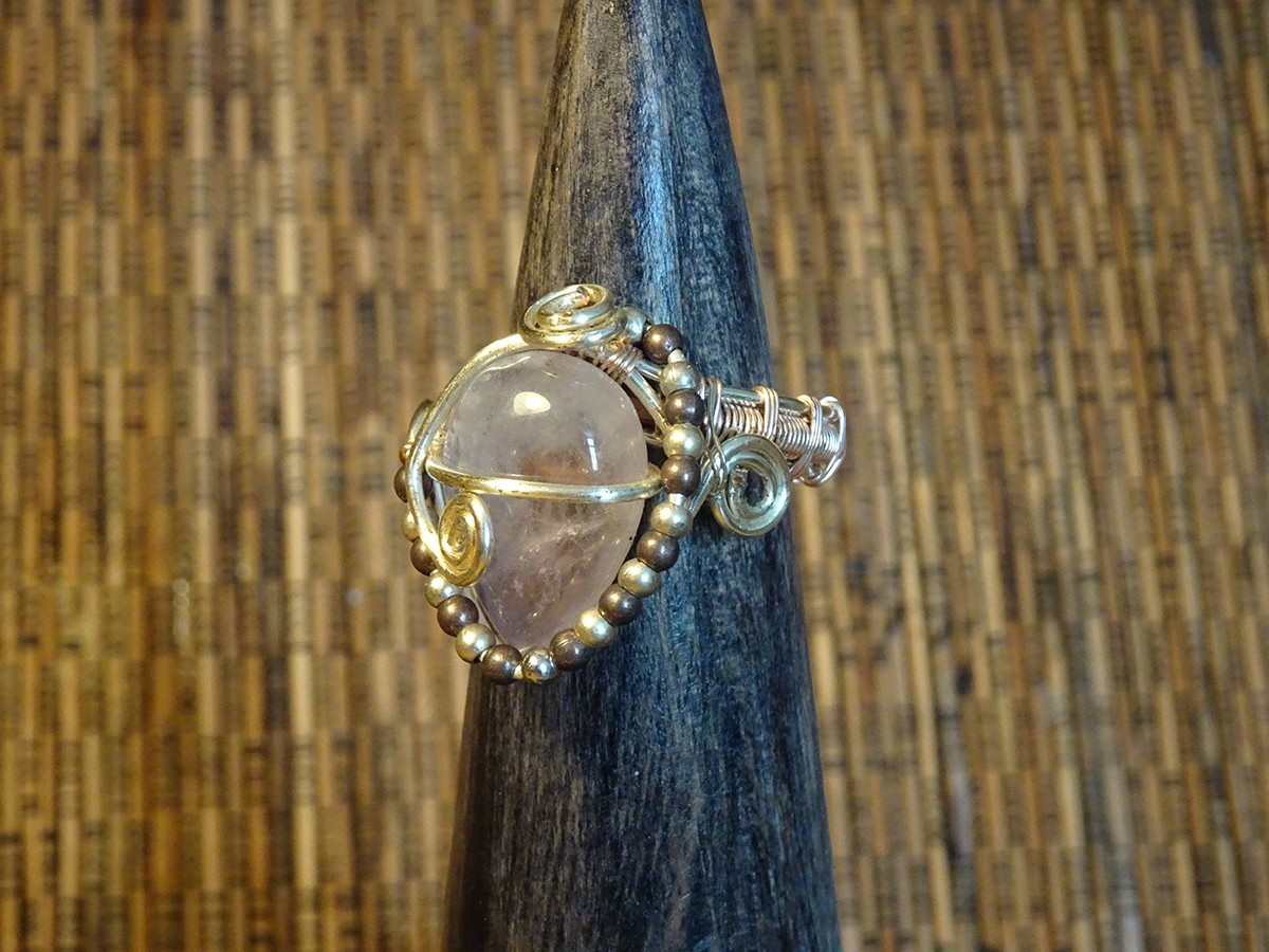 Image d'illustration du produit Bague quartz rose