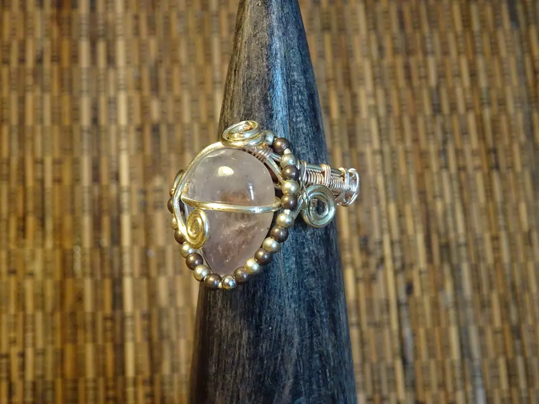 Image d'illustration du produit Bague quartz rose