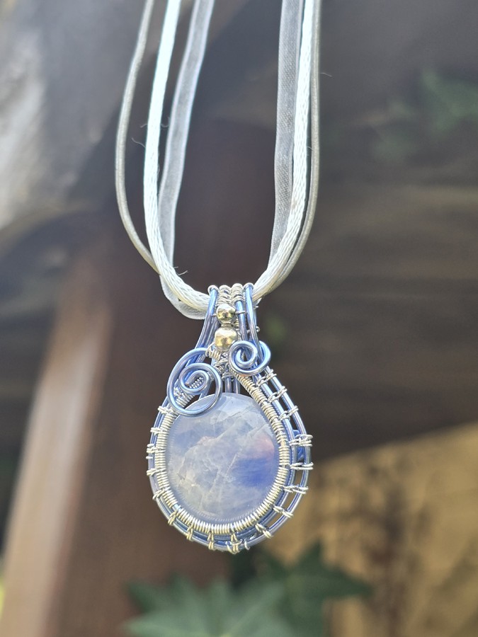 Image d'illustration du produit Pendentif saphir