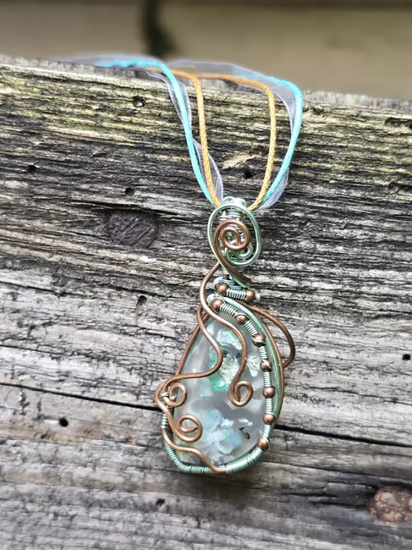 Image d'illustration du produit Pendentif agate cuprifère à chrysocolle