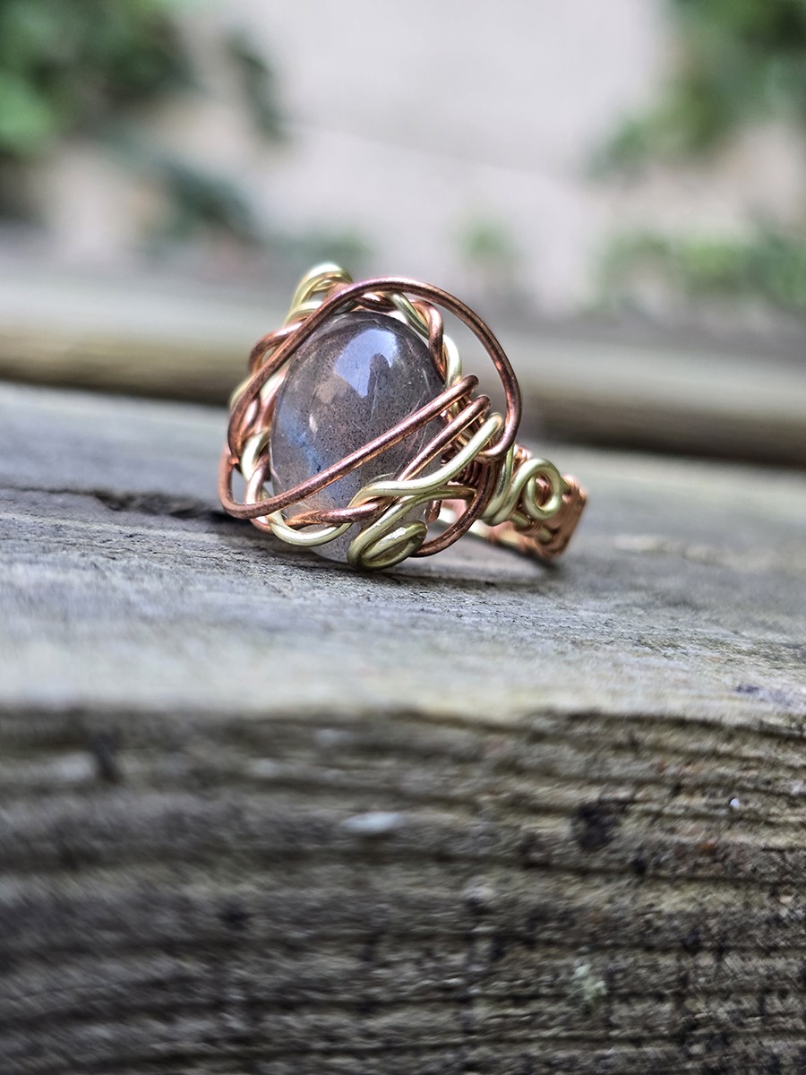 Image d'illustration du produit Bague labradorite strie bleue