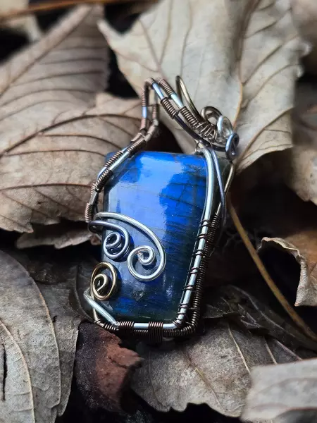 Image de couverture du produit Pendentif labradorite bleue trapèze