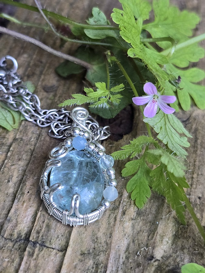Image d'illustration du produit Pendentif aigue-marine et argent