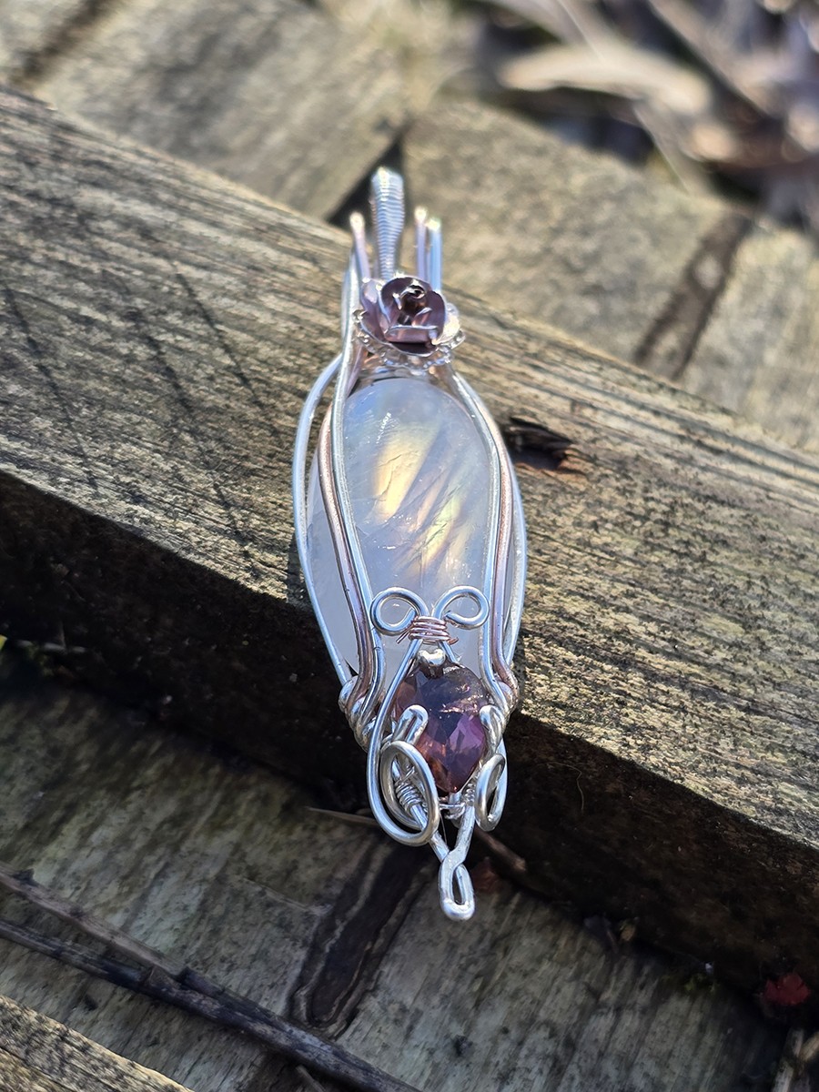Image d'illustration du produit Pendentif péristérite et tourmaline