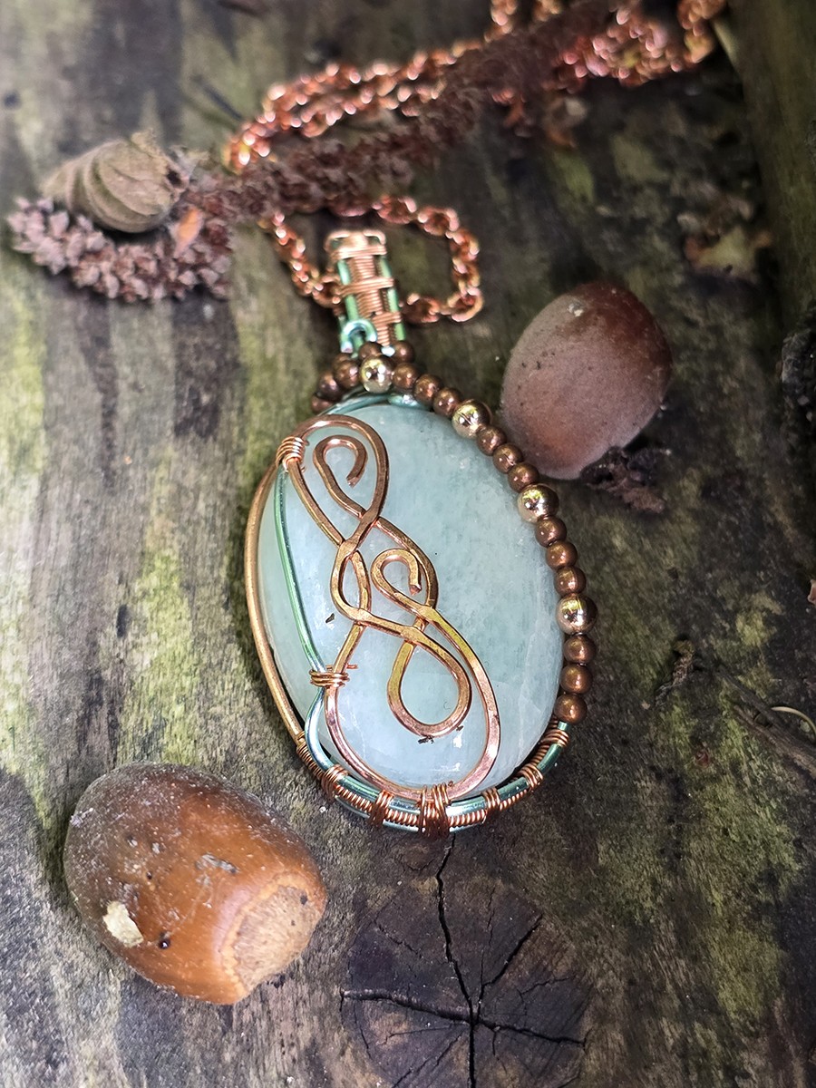 Image de couverture du produit Pendentif amazonite pailletée et spirales cuivre