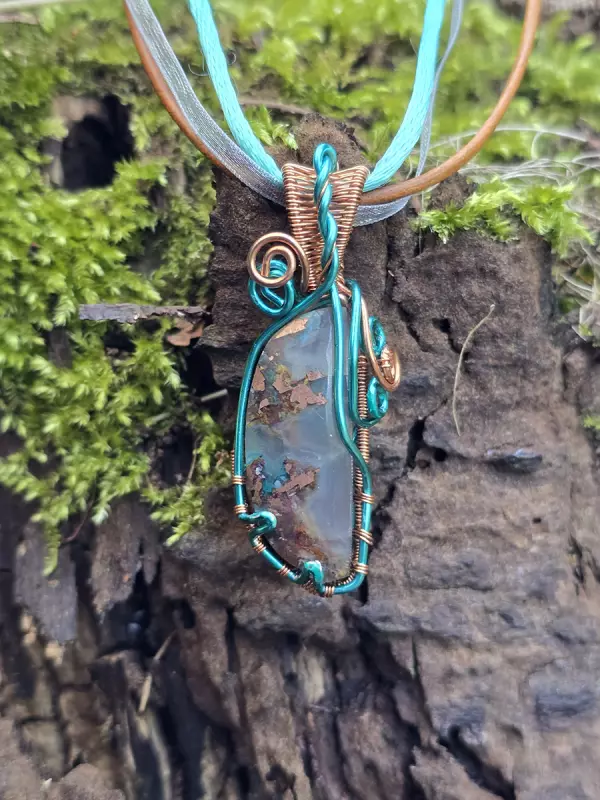 Image d'illustration du produit Pendentif agate cuprifère à chrysocolle