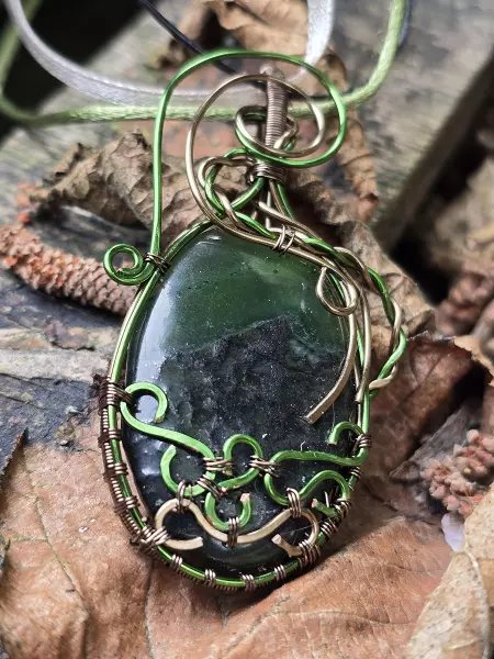 Image de couverture du produit Pendentif aventurine sur gangue