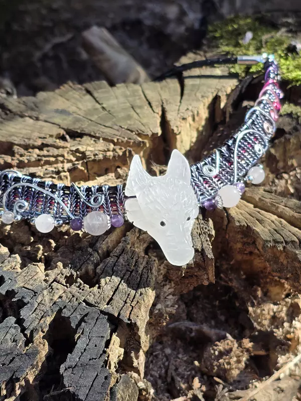 Image d'illustration du produit Collier tressé Loup blanc