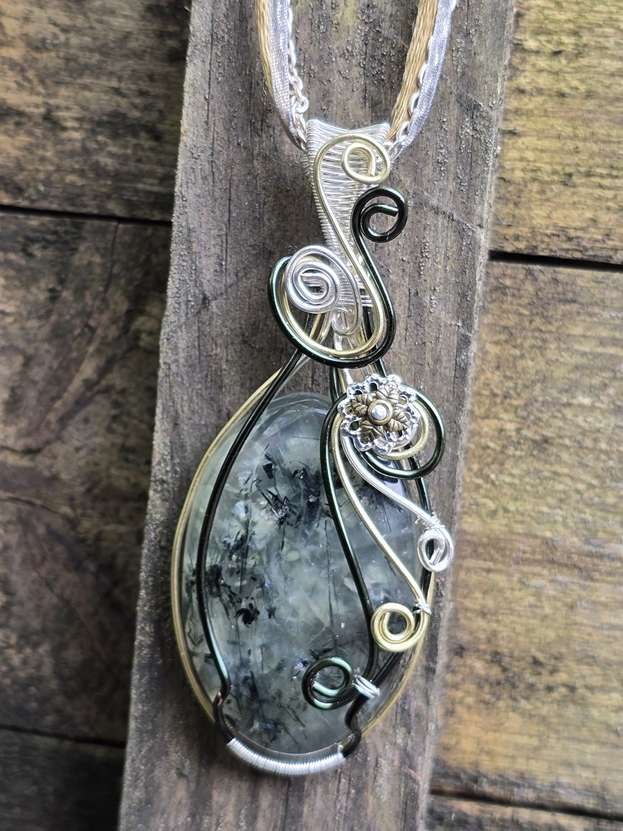 Image d'illustration du produit Pendentif Prehnite