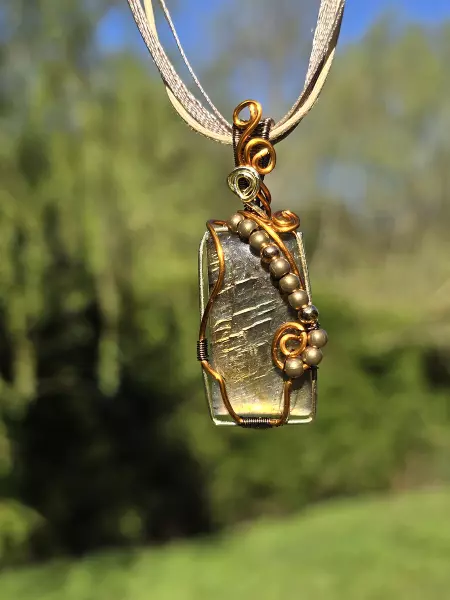 Image de couverture du produit Pendentif labradorite dorée