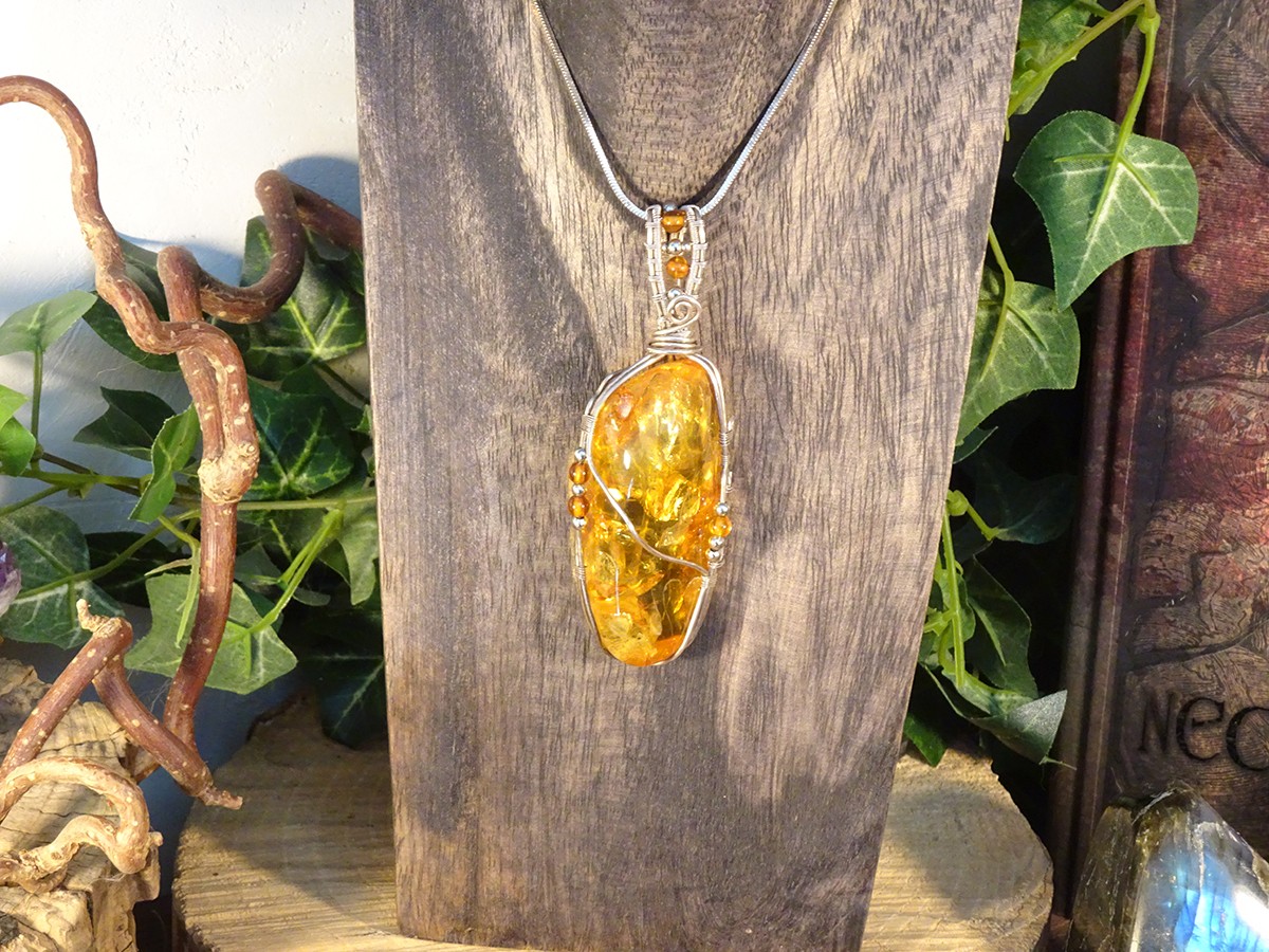 Image de couverture du produit Pendentif ambre