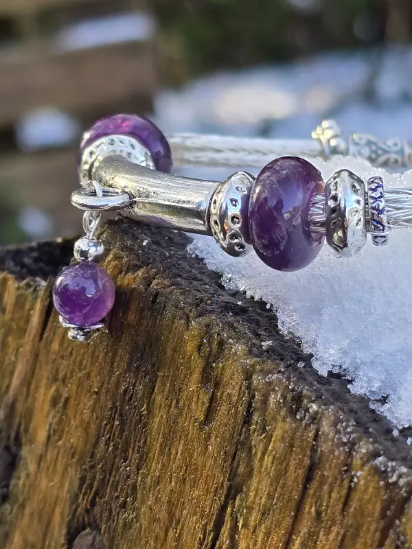 Image d'illustration du produit Bracelet tressé argenté et améthyste