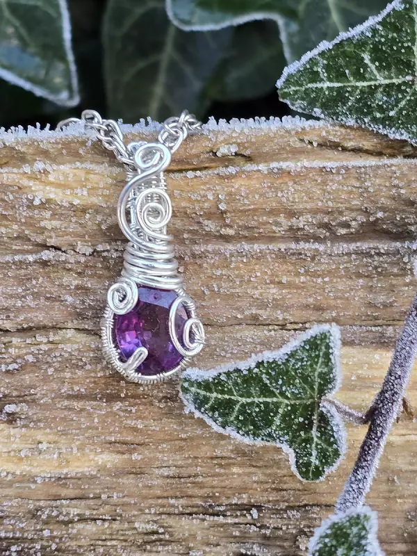 Image d'illustration du produit Pendentif en argent et alexandrite