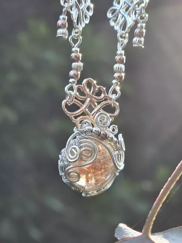 Image d'illustration du produit Collier Héliolite et argent