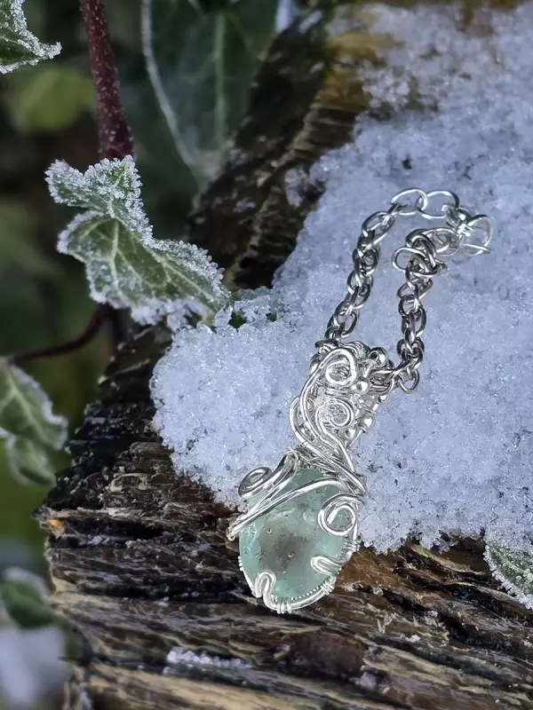 Image d'illustration du produit Pendentif argent et fluorite