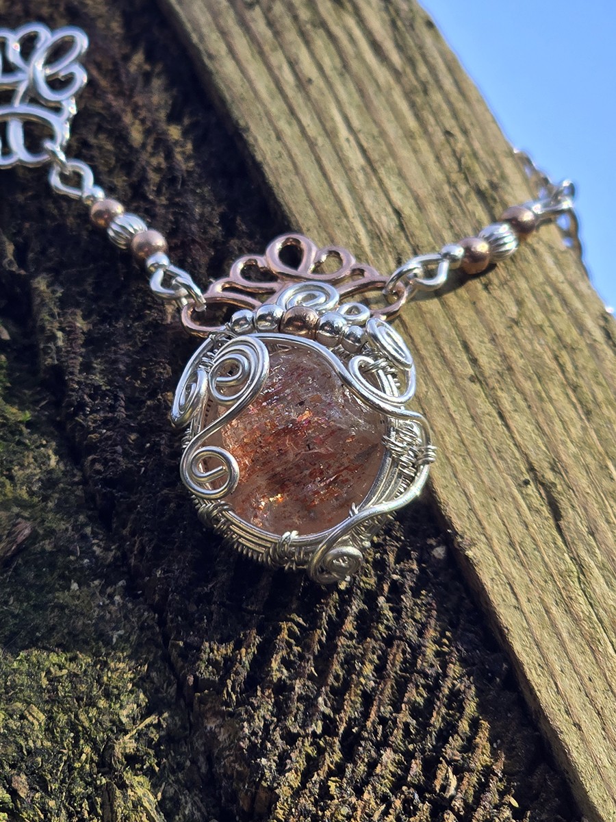 Image d'illustration du produit Collier Héliolite et argent