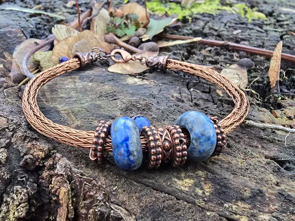 Image de couverture du produit Bracelet tressé cuivré et lapis lazuli