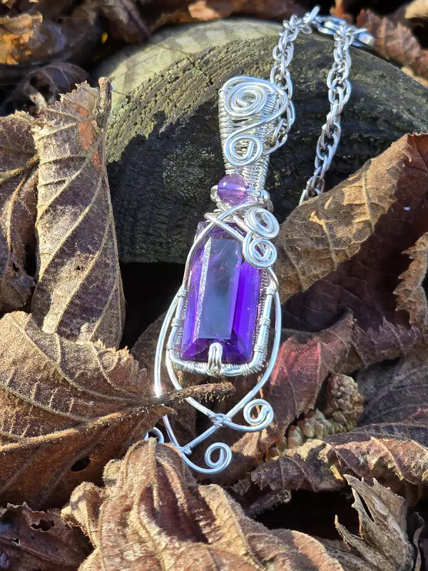 Image d'illustration du produit Pendentif grande améthyste et argent