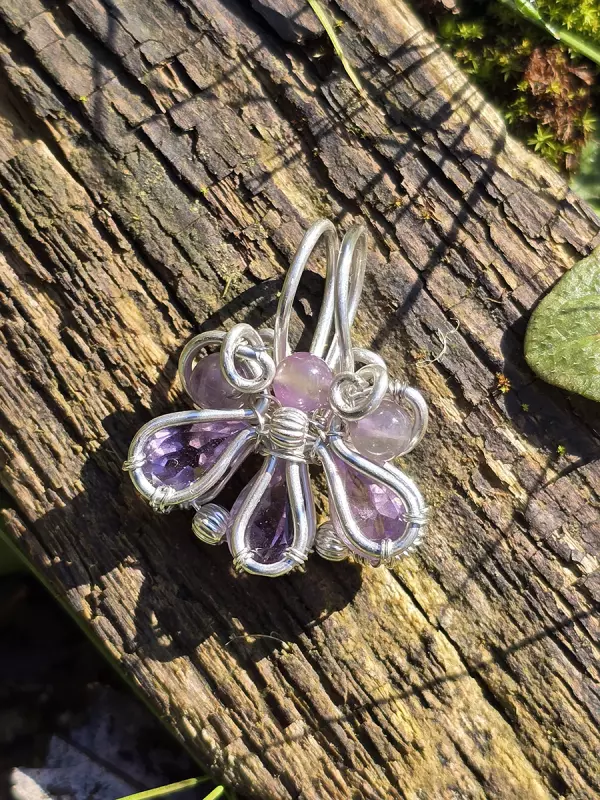 Image d'illustration du produit Pendentif améthystes et argent